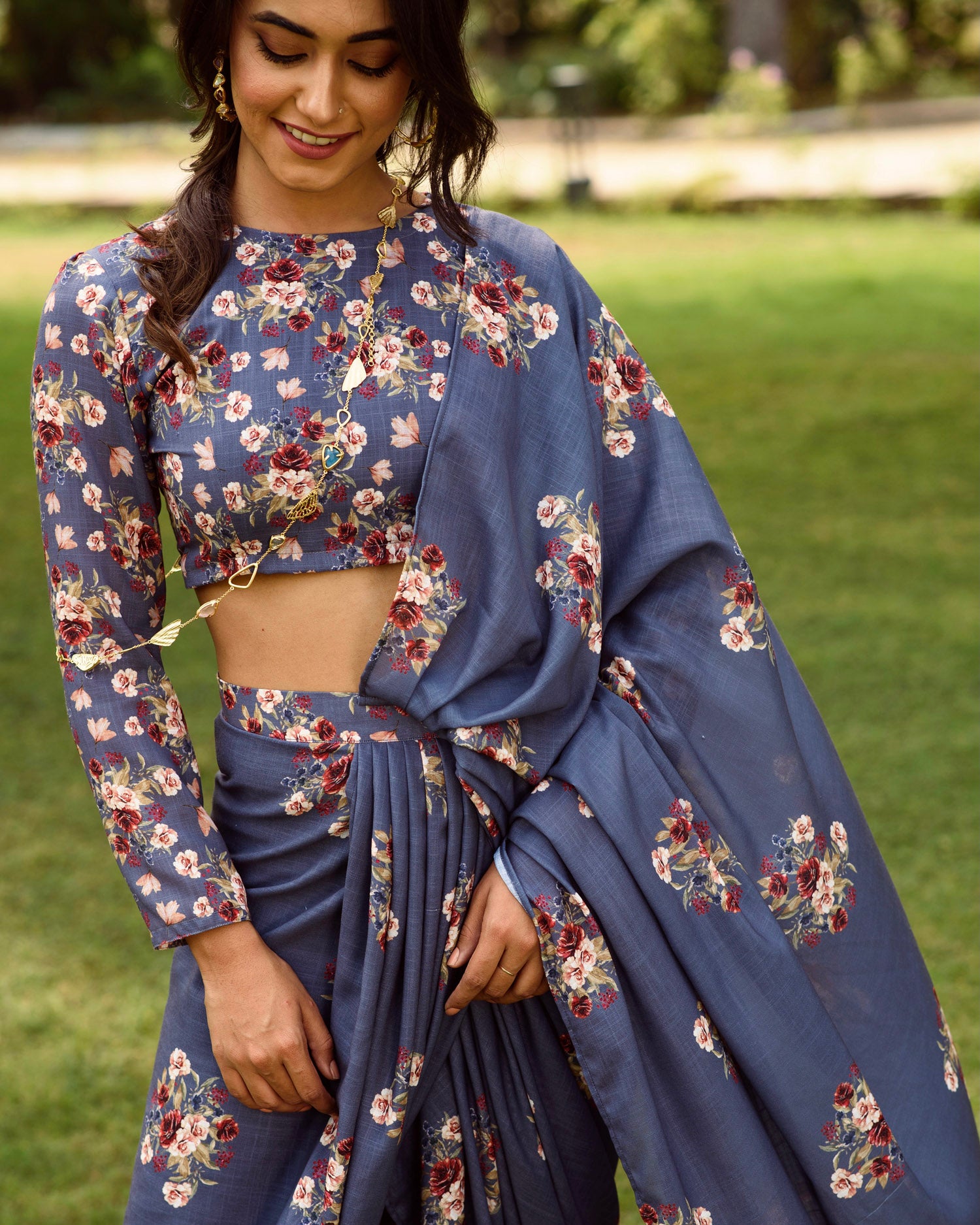 Persian Blue Lungi Saree & Top Set – Pasha India